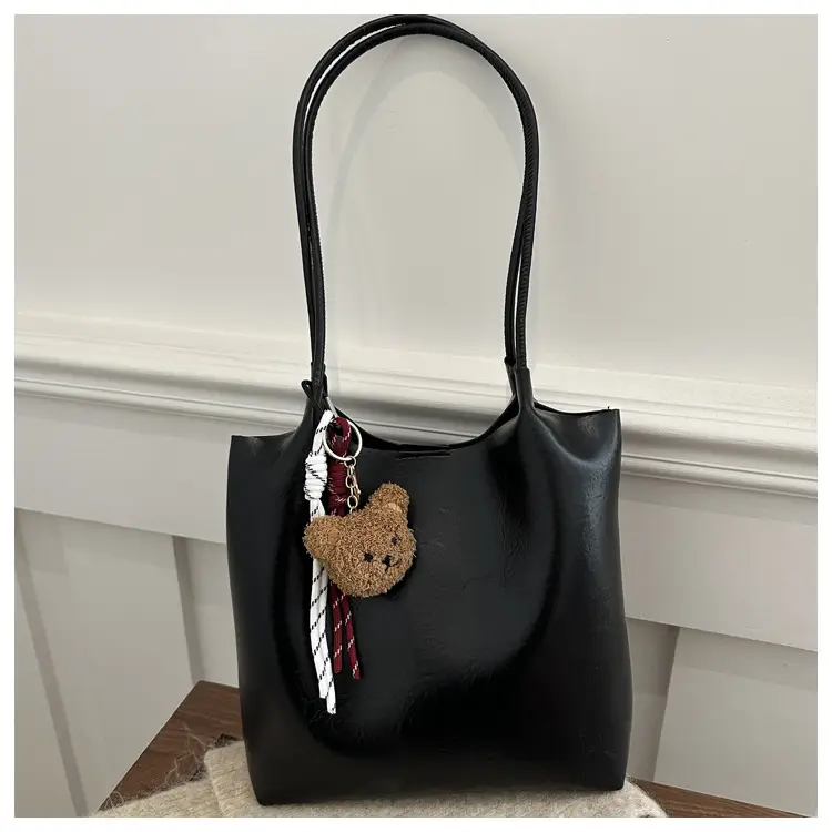 Black Leather Shoulder Bag for Women 2024 Winter — feature 24