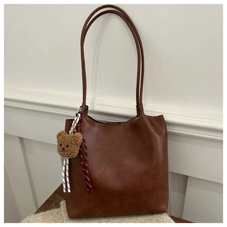 Black Leather Shoulder Bag for Women 2024 Winter — feature 25