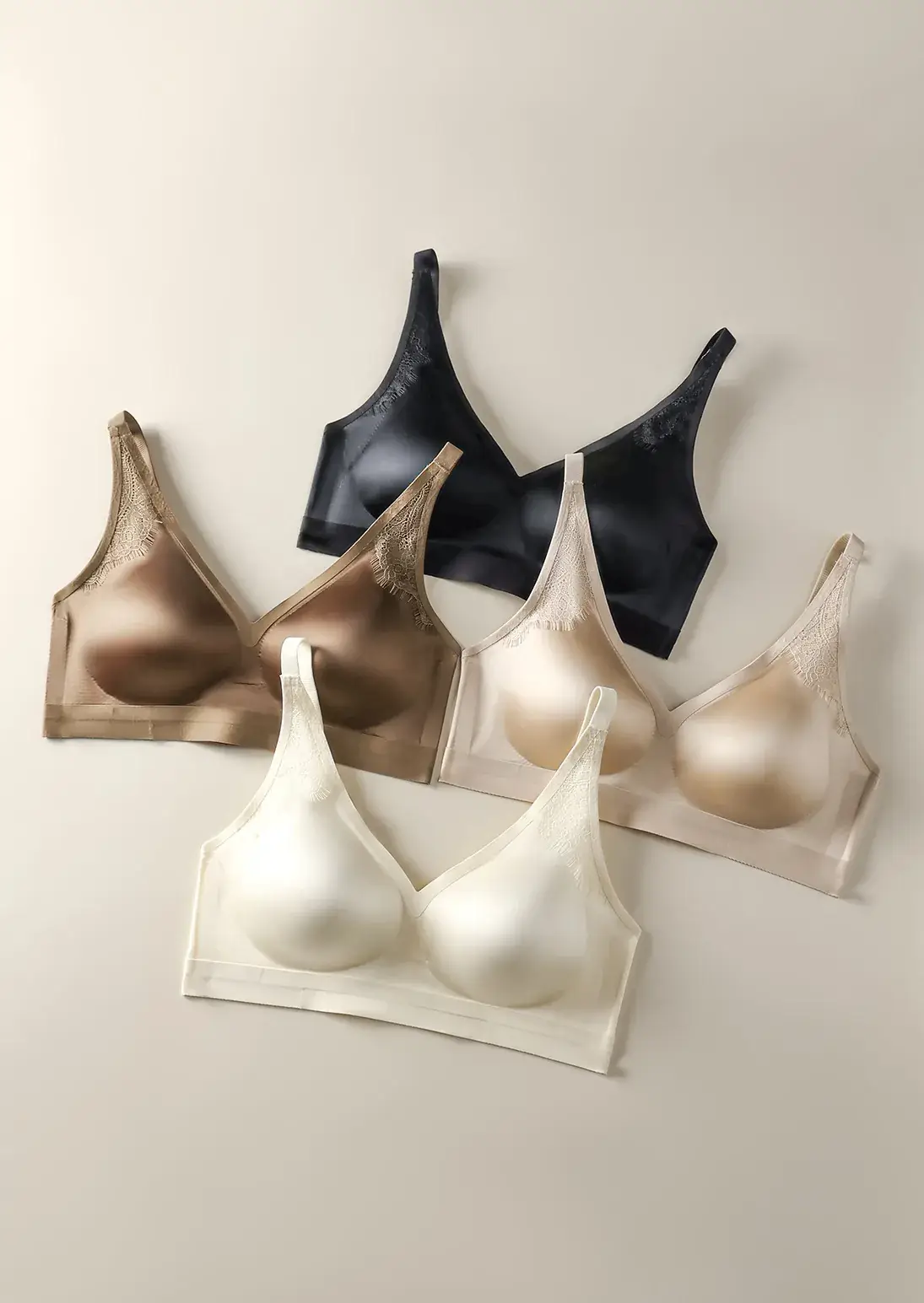Black Seamless Women's Bra with Adjustable Straps — feature 18