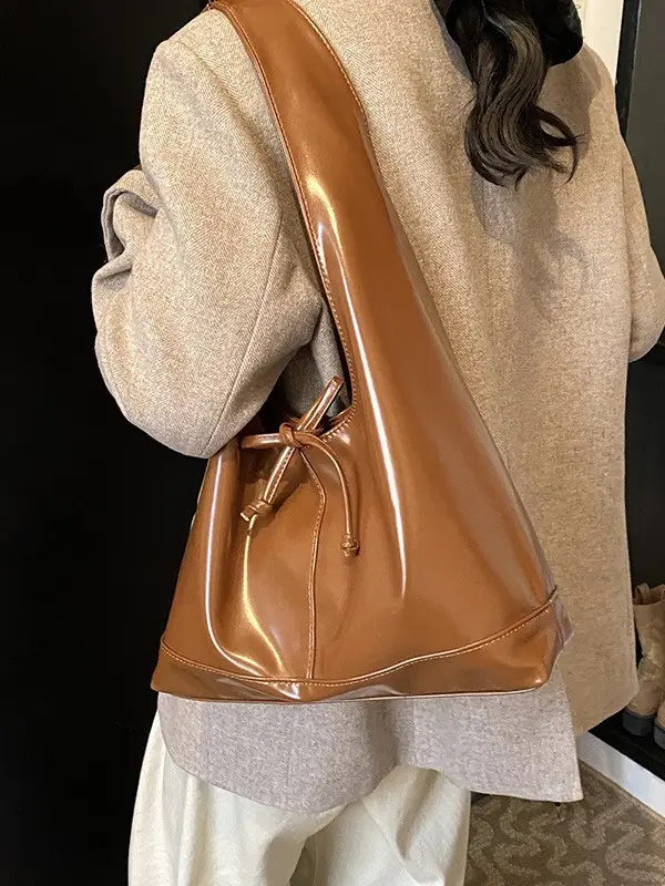 Women Vintage Brown Leather Tote Bag Large Capacity Winter New - Image 7
