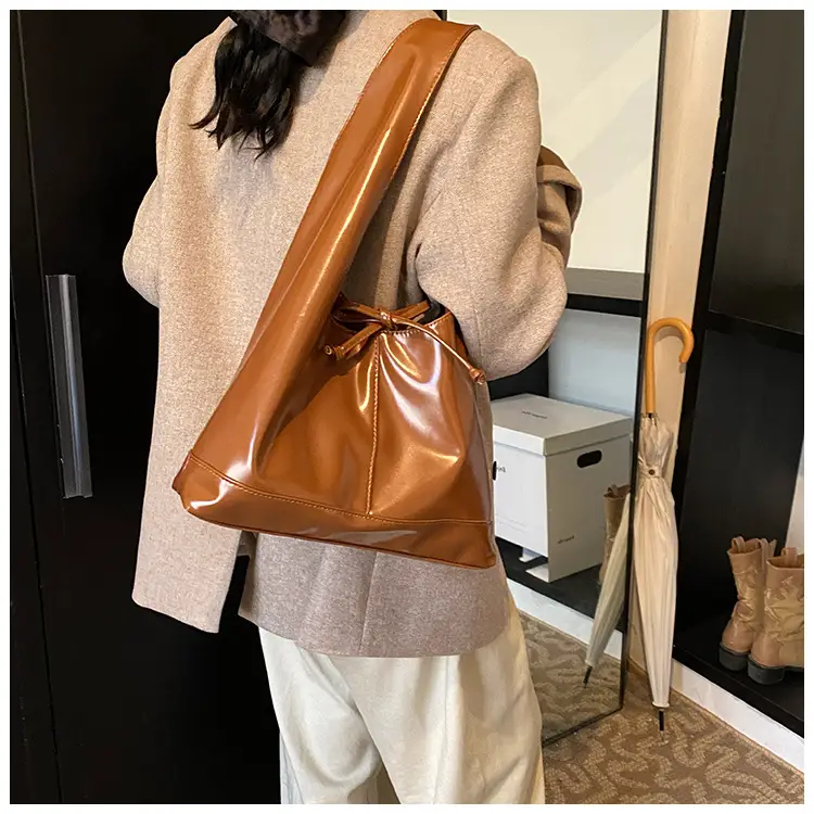 Women Vintage Brown Leather Tote Bag Large Capacity Winter New β feature 9