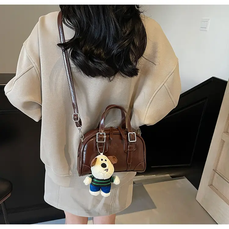 Trendy Women's Melard Shoulder Crossbody Bag with Cute Toy Hook — feature 10