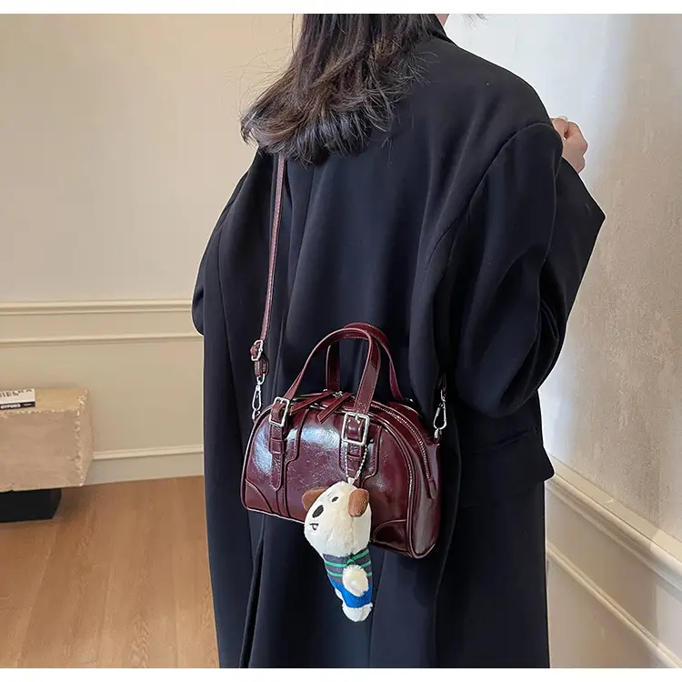 Trendy Women's Melard Shoulder Crossbody Bag with Cute Toy Hook — feature 19