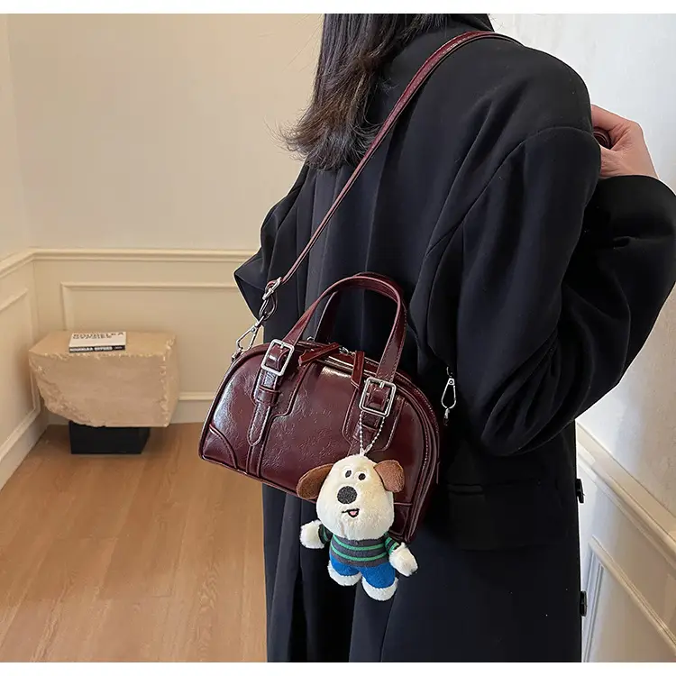 Trendy Women's Melard Shoulder Crossbody Bag with Cute Toy Hook — feature 22