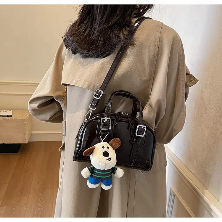 Trendy Women's Melard Shoulder Crossbody Bag with Cute Toy Hook — feature 27
