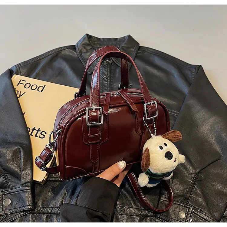 Trendy Women's Melard Shoulder Crossbody Bag with Cute Toy Hook — feature 34
