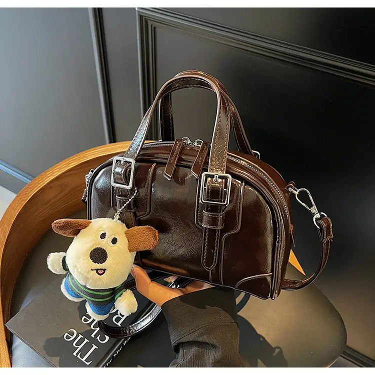 Trendy Women's Melard Shoulder Crossbody Bag with Cute Toy Hook — feature 40