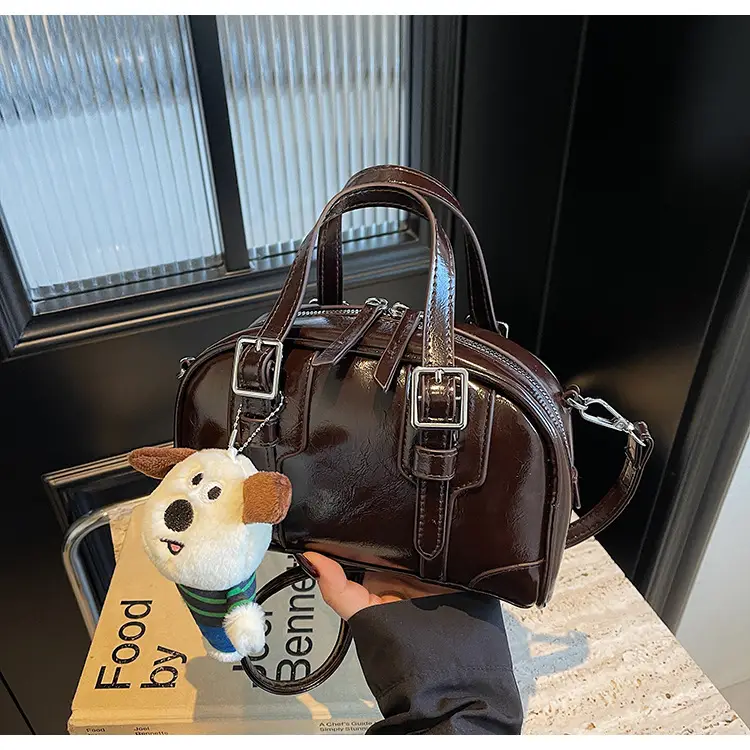 Trendy Women's Melard Shoulder Crossbody Bag with Cute Toy Hook — feature 43