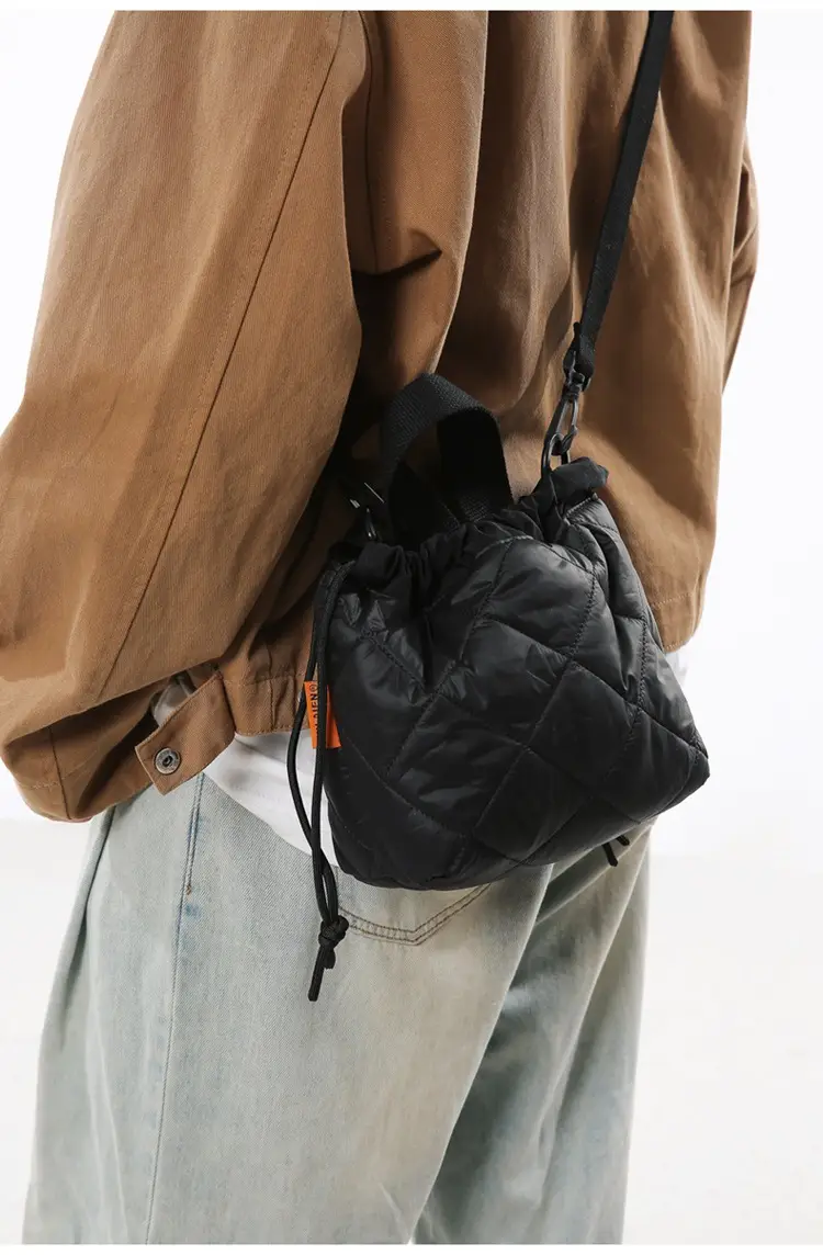 Advanced Autumn Winter New Crossbody Bag Thickened Rhombic Embroidery Shoulder Bag â feature 14