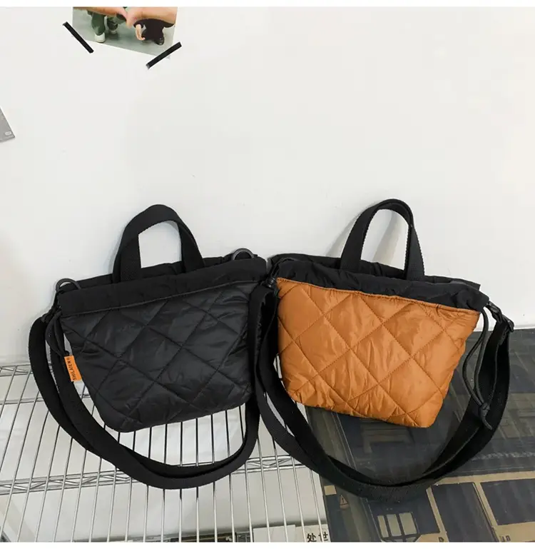 Advanced Autumn Winter New Crossbody Bag Thickened Rhombic Embroidery Shoulder Bag â feature 24