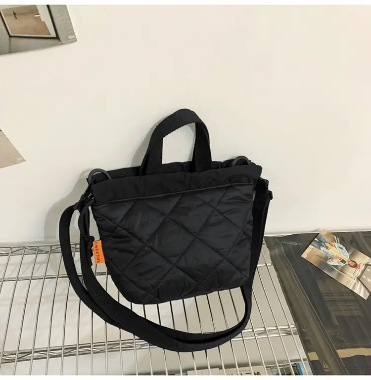 Advanced Autumn Winter New Crossbody Bag Thickened Rhombic Embroidery Shoulder Bag â feature 25