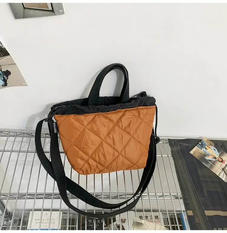 Advanced Autumn Winter New Crossbody Bag Thickened Rhombic Embroidery Shoulder Bag â feature 26