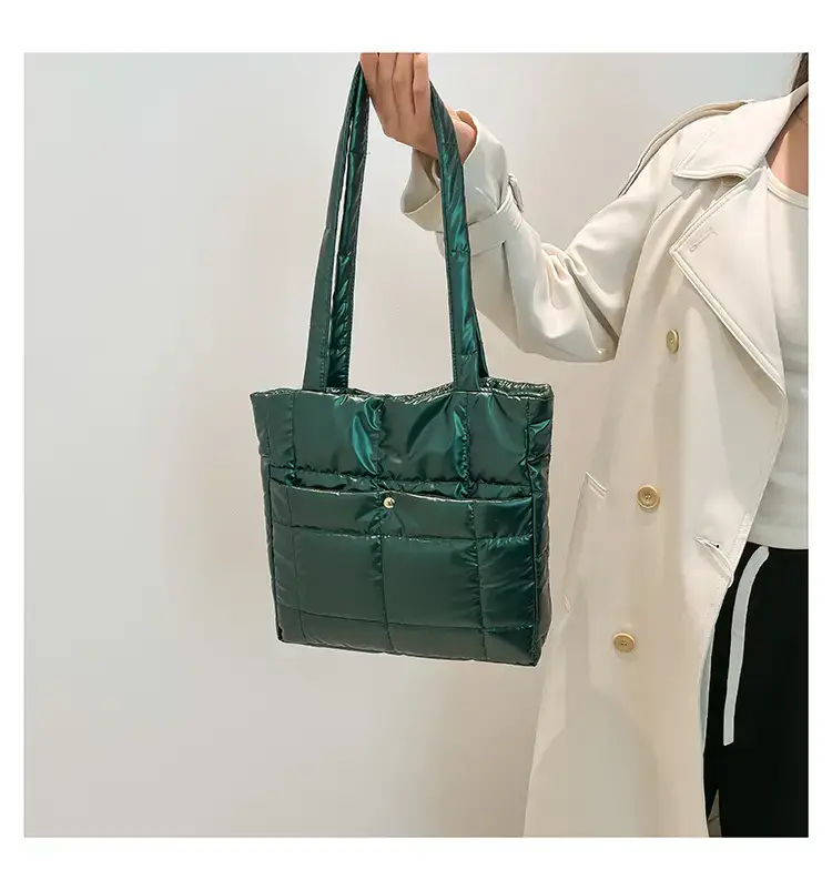 Silver Puffer Shoulder Bag for Women 2026 — feature 21