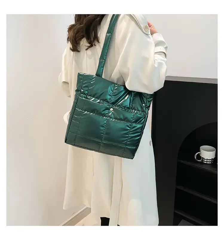 Silver Puffer Shoulder Bag for Women 2026 — feature 23