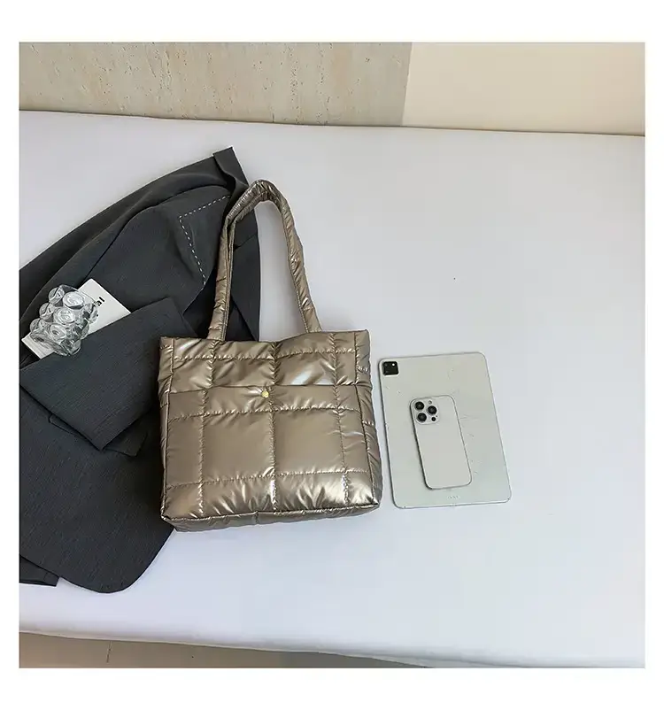 Silver Puffer Shoulder Bag for Women 2026 — feature 43