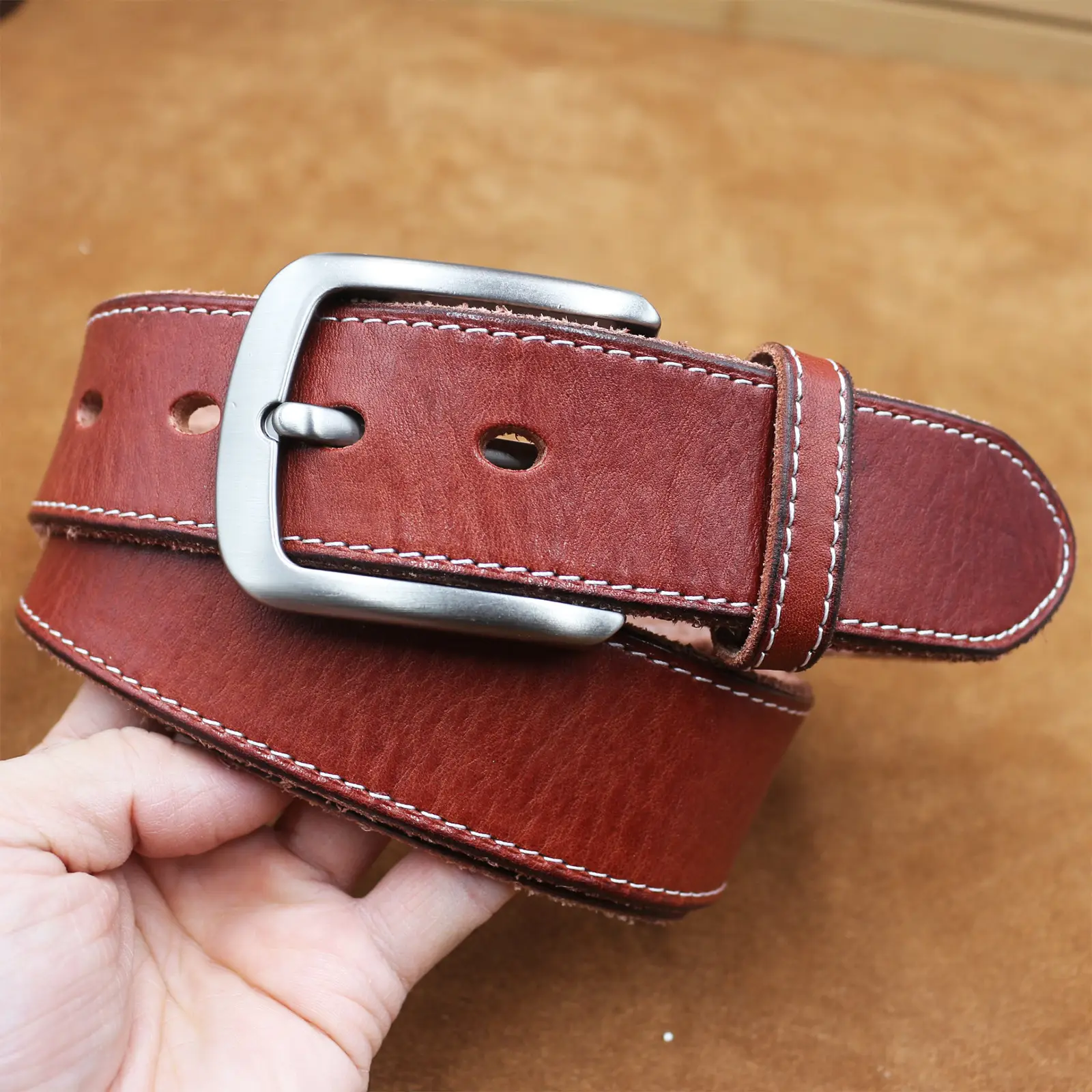 Men's Cowhide Belt with Retro Vegetable Buckle — feature 20