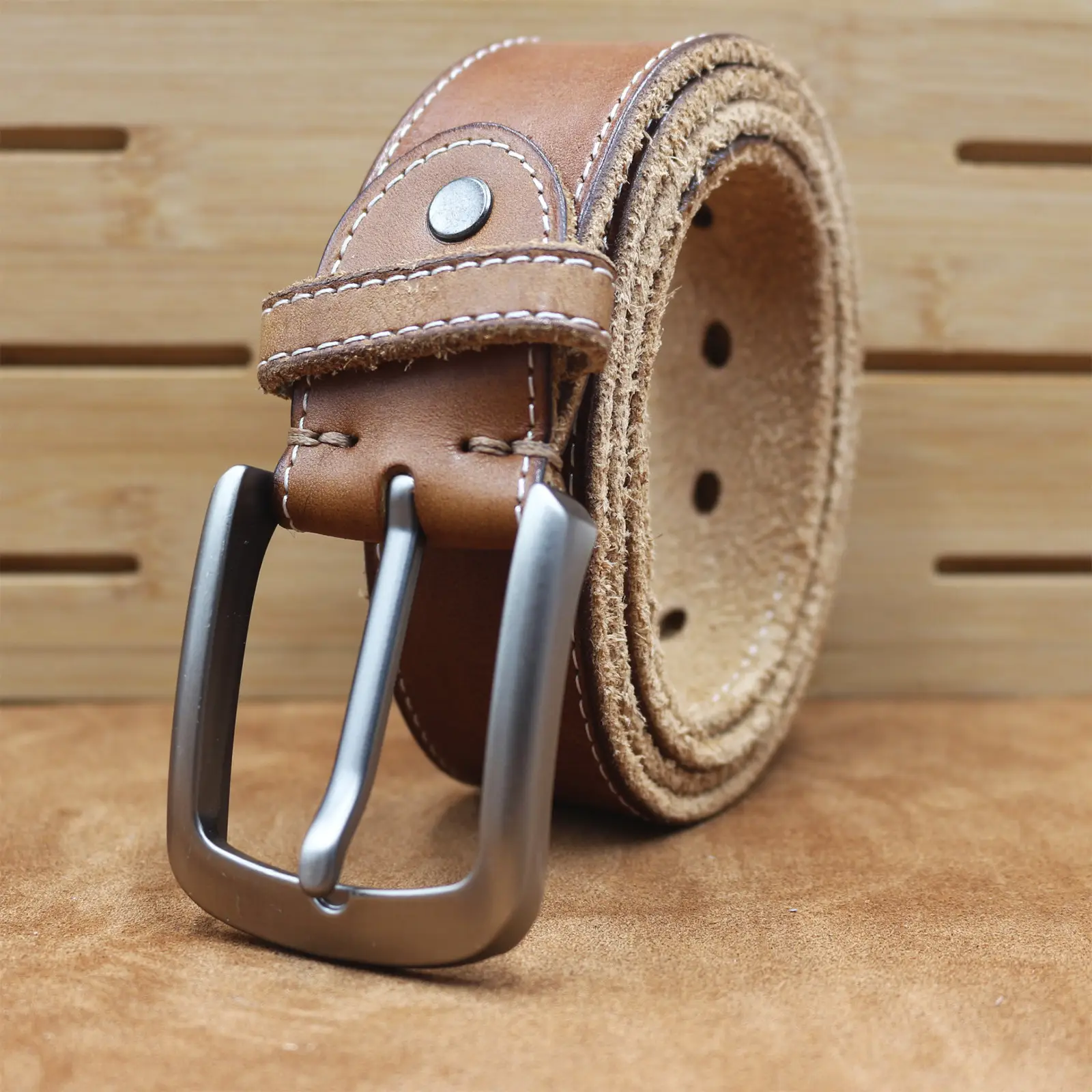 Men's Cowhide Belt with Retro Vegetable Buckle — feature 22