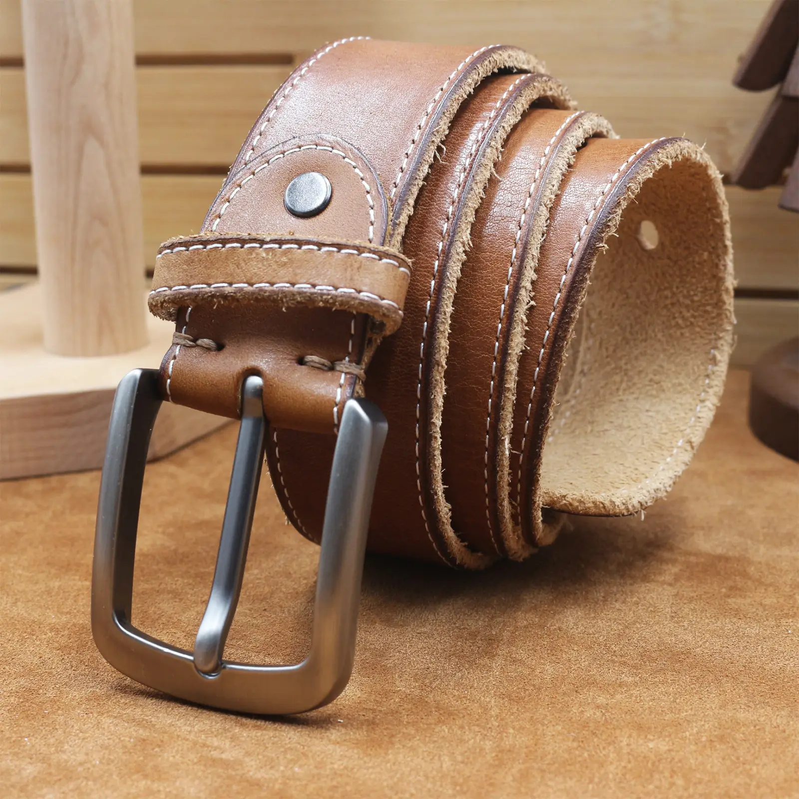 Men's Cowhide Belt with Retro Vegetable Buckle — feature 27
