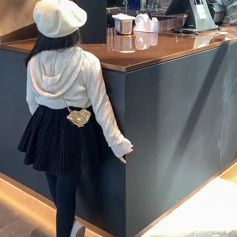 New Metal Glossy Mini Crossbody Bag for Girls - Image 7