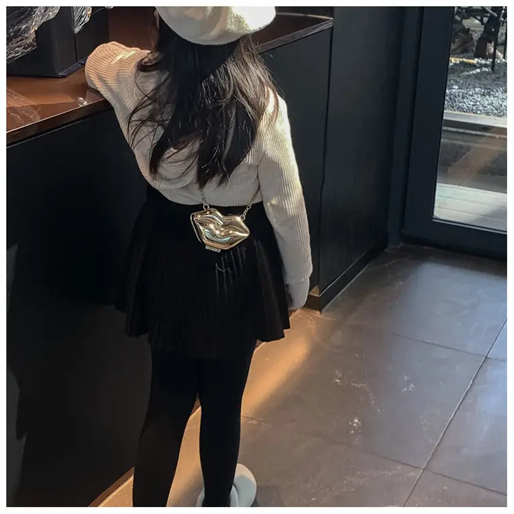 New Metal Glossy Mini Crossbody Bag for Girls — feature 9