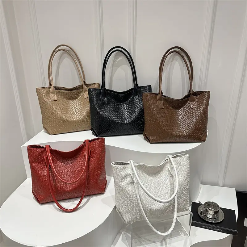 Women Woven Shoulder Bag Large Capacity Brown - Image 7