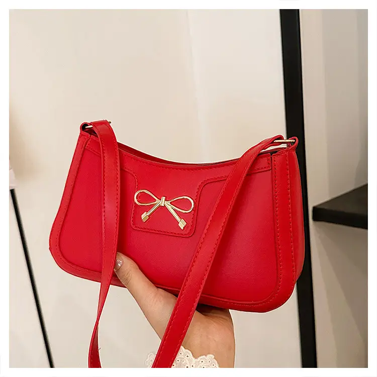 2024 Winter Bow Zipper Shoulder Bag Black — feature 28