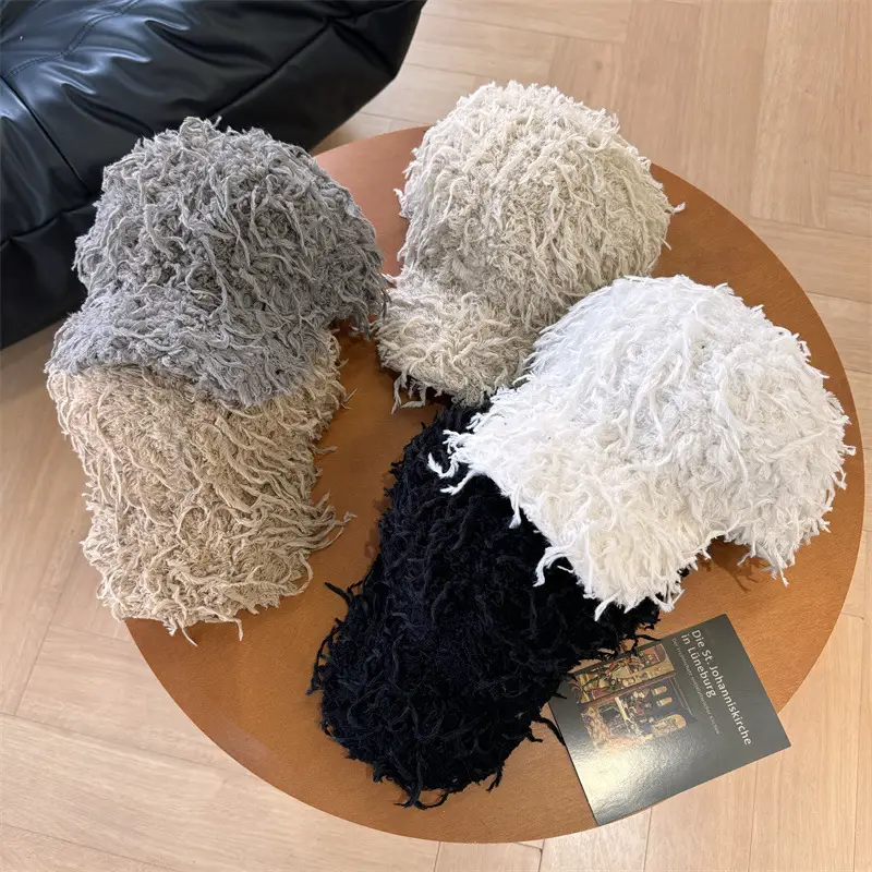 New Elegant Tassel Plush Baseball Cap Women's Niche Hip Hop Winter Cap - Image 6