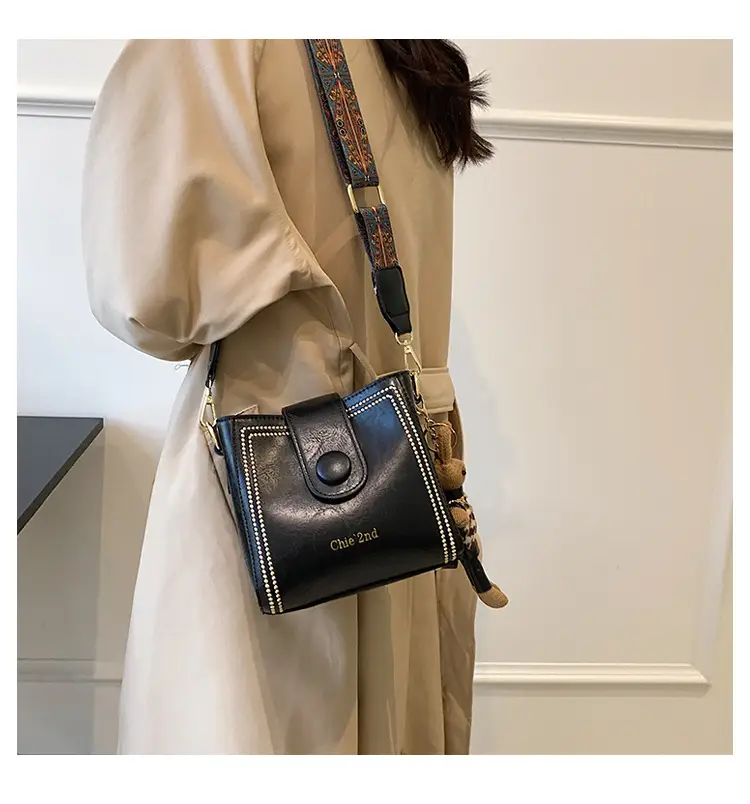 Women's Black Shoulder Crossbody Bag 2024 New Arrival — feature 15