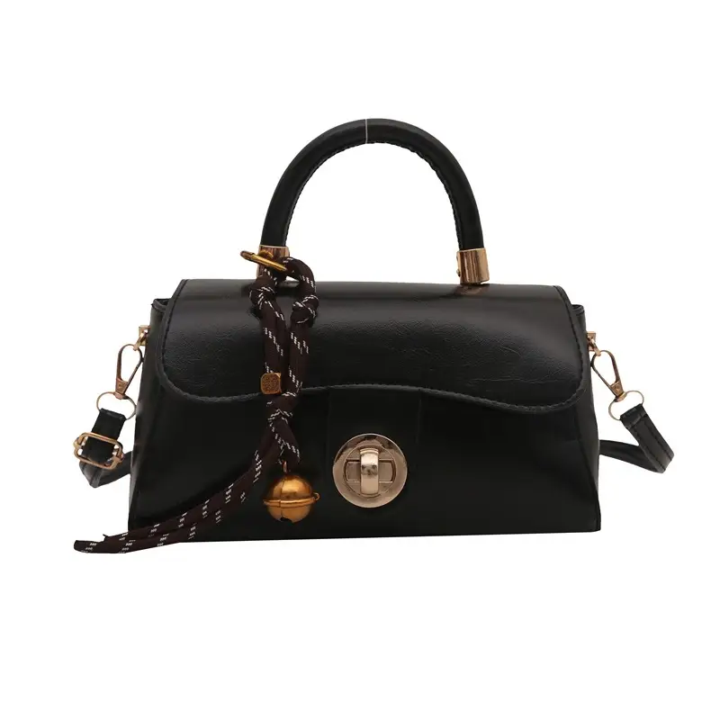 Women's Green Square Shoulder Bag with Chain Strap - Image 13