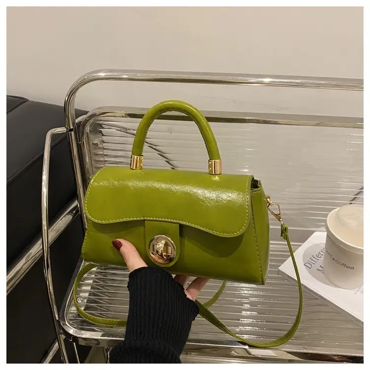 Women's Green Square Shoulder Bag with Chain Strap — feature 22