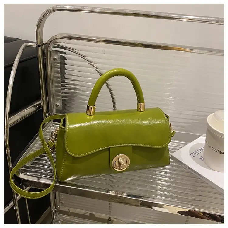 Women's Green Square Shoulder Bag with Chain Strap — feature 23