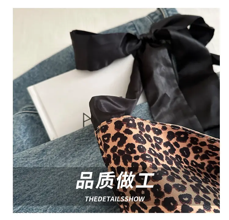 Leopard Leather Shoulder Bag Black 2024 — feature 4
