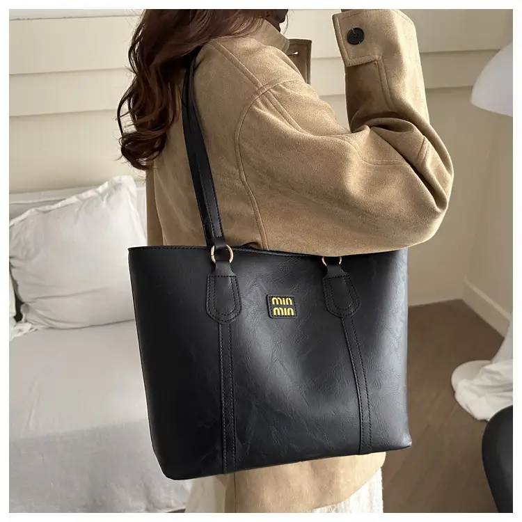 Women's Black Waxed Leather Tote Bag 2024 New — feature 14