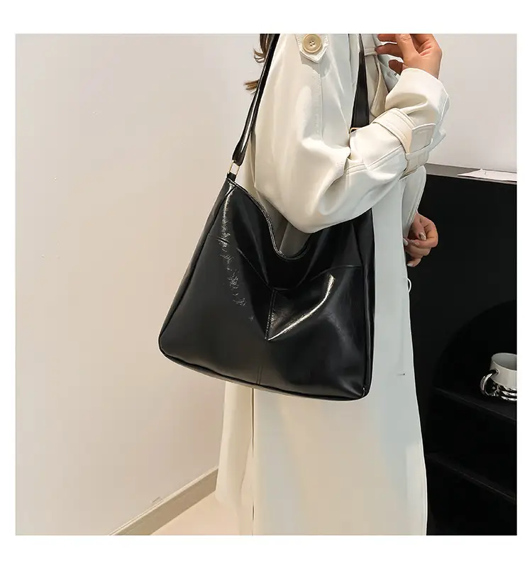 2024 Trendy Brown Leather Shoulder Tote Bag for College Students — feature 17