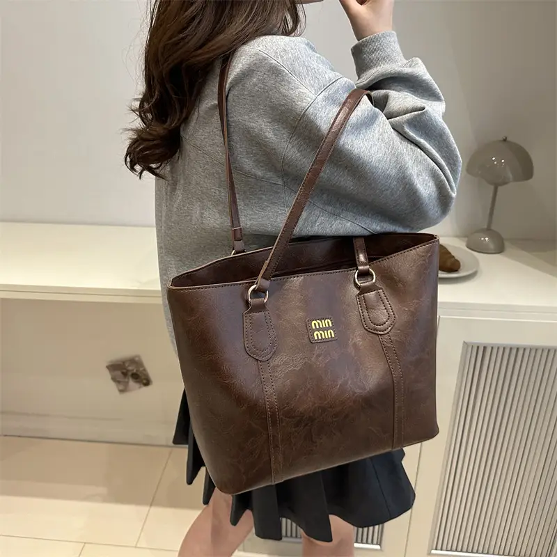 Black Korean-style Large Tote Bag for Women - Image 4