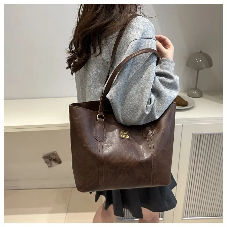 Black Korean-style Large Tote Bag for Women — feature 23