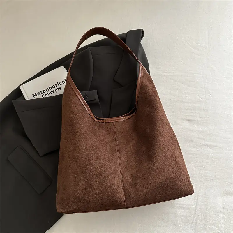 Vintage Brown Leather Shoulder Bag Large Capacity - Image 3