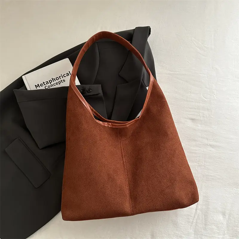 Vintage Brown Leather Shoulder Bag Large Capacity - Image 4