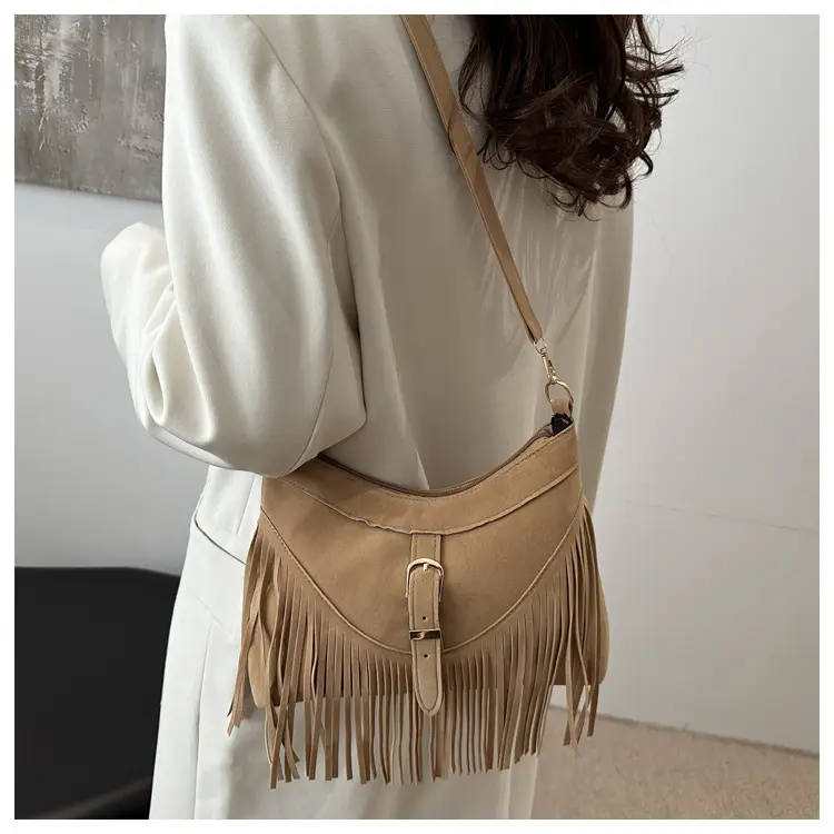 Black Fringe Tassel Shoulder Bag for Women 2024 Winter β feature 10