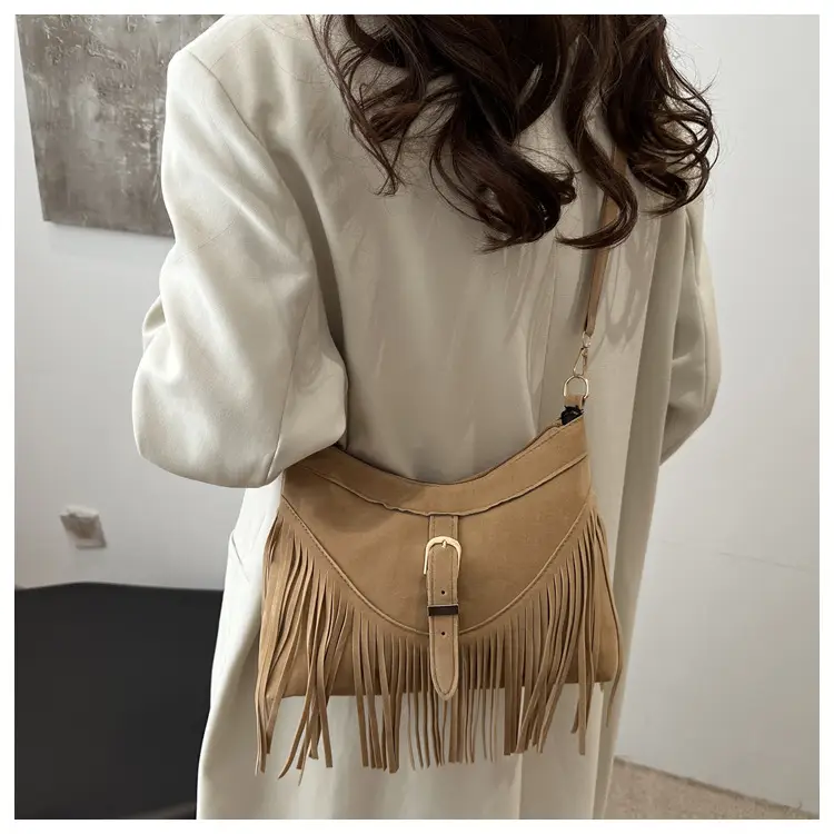 Black Fringe Tassel Shoulder Bag for Women 2024 Winter β feature 12