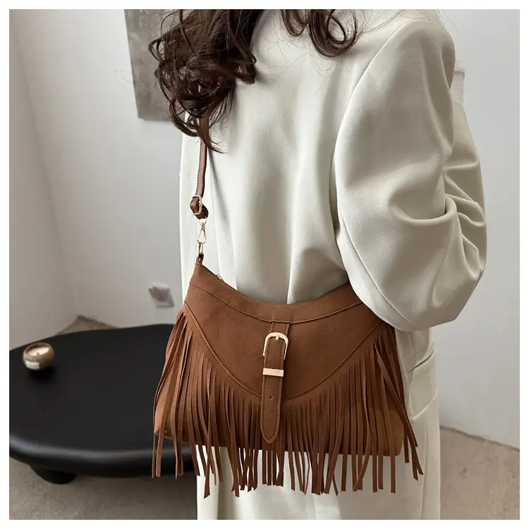 Black Fringe Tassel Shoulder Bag for Women 2024 Winter β feature 16