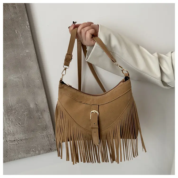 Black Fringe Tassel Shoulder Bag for Women 2024 Winter β feature 8