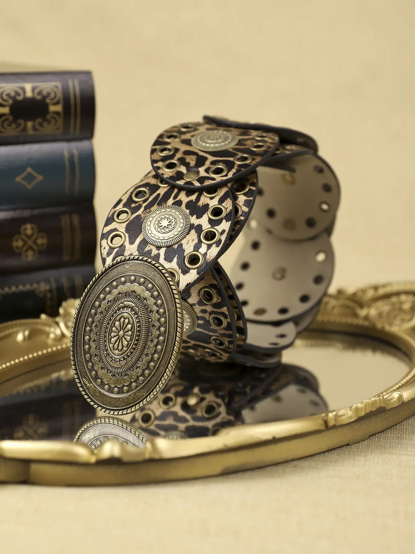 American Style Retro Belt for Women Wide Waist Decorative Belt — feature 12