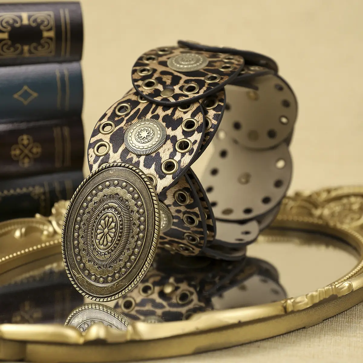 American Style Retro Belt for Women Wide Waist Decorative Belt — feature 13