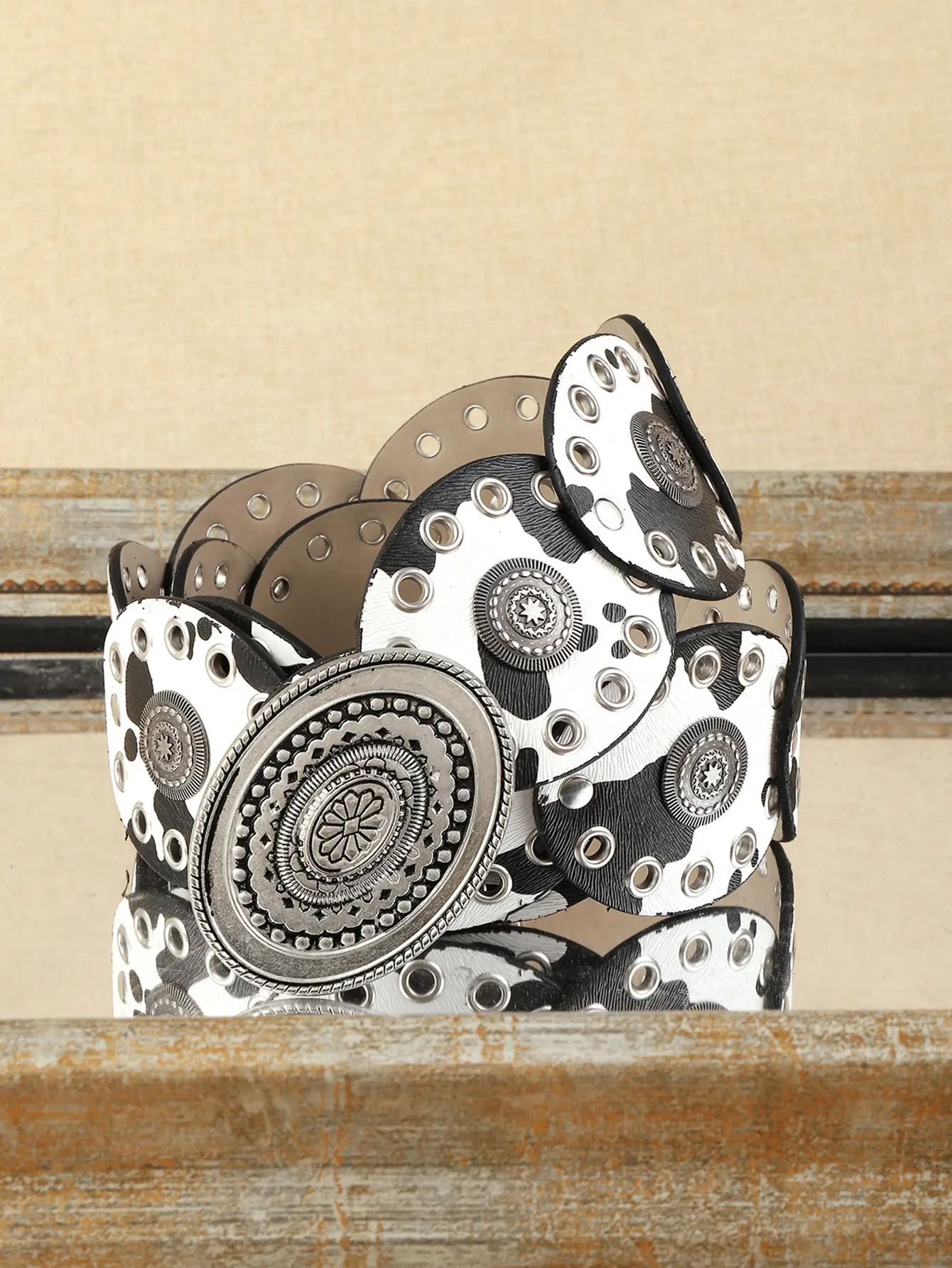 American Style Retro Belt for Women Wide Waist Decorative Belt — feature 5
