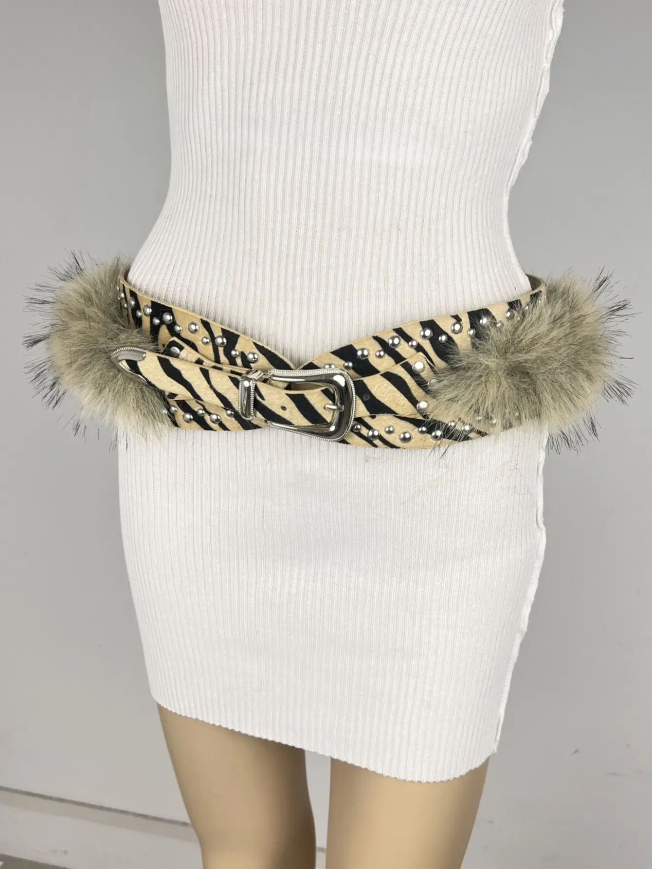 Punk Rivet Belt with Pom Pom for Women - Image 8