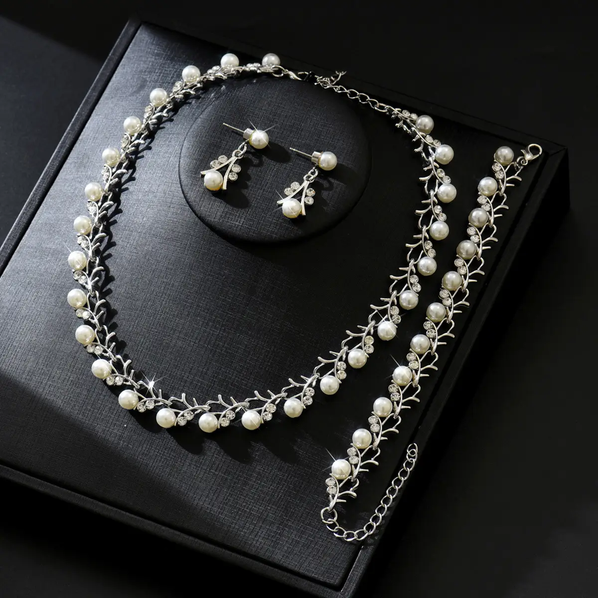 2025 Luxury Pearl Necklace Earrings Bracelet Set Gold - Image 2