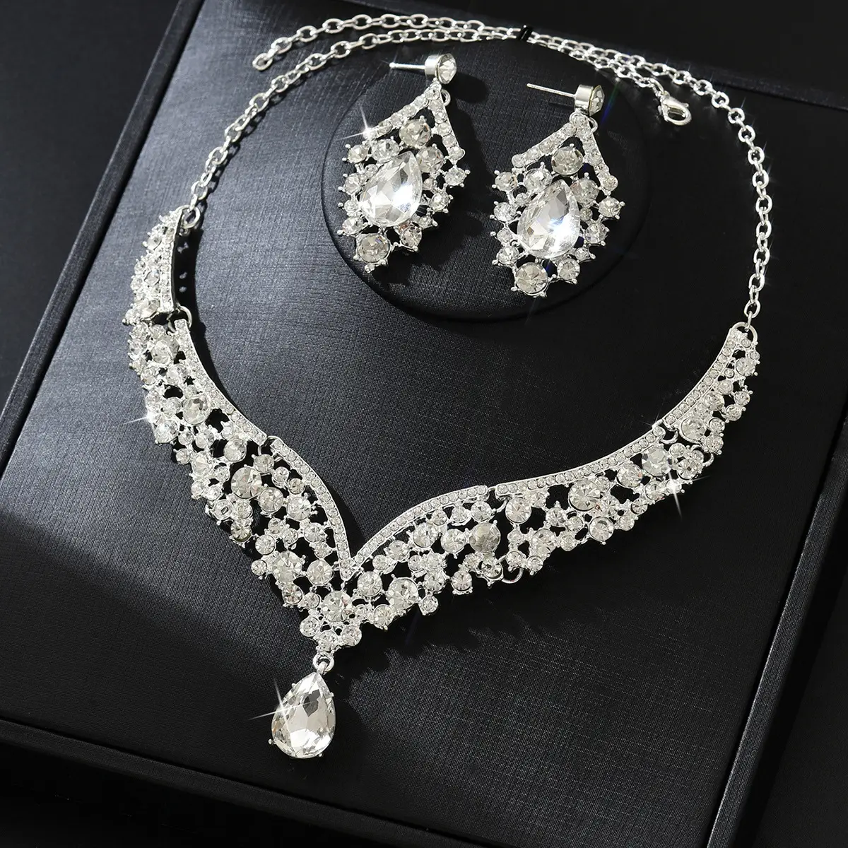 2025 Luxury Pearl Necklace Earrings Bracelet Set Gold - Image 6