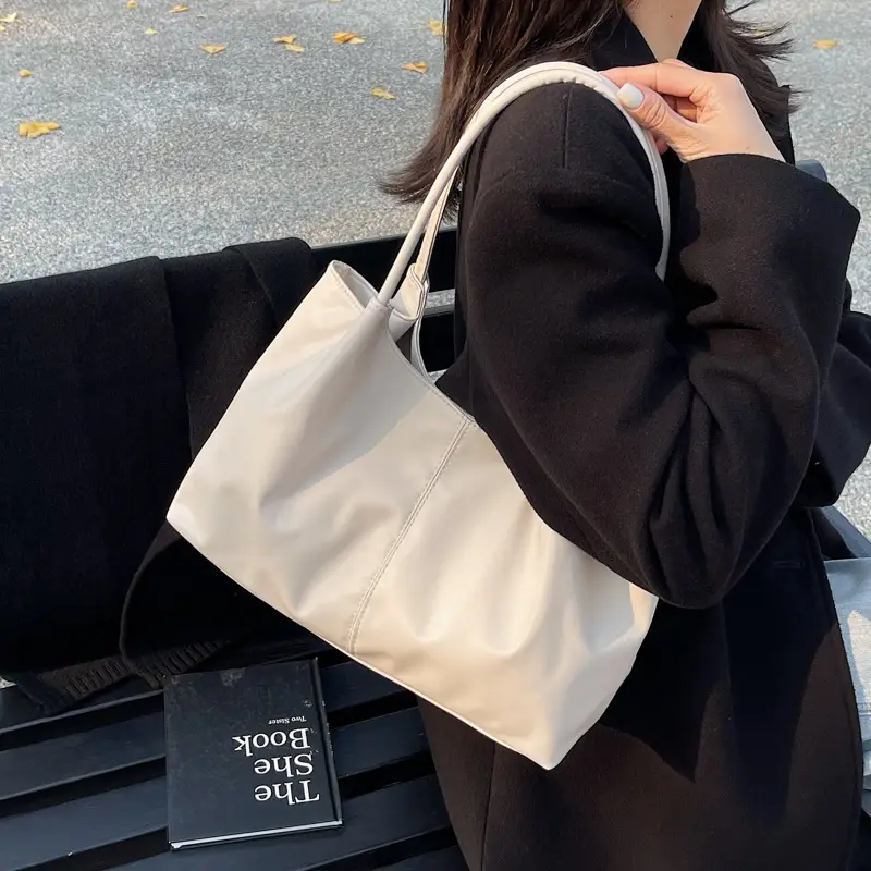 Women's White Winter Tote Bag Large Capacity 2024 - Image 6