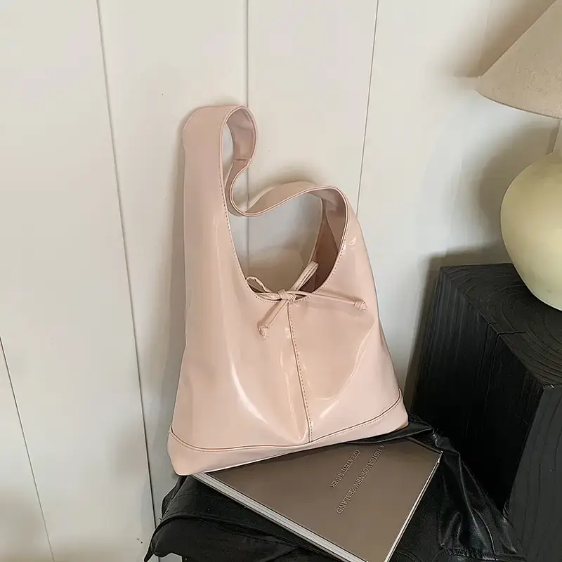 Women's 2024 Winter Leather Shoulder Bag Brown Large Capacity - Image 4